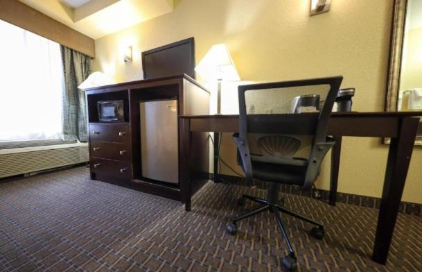 Copley Inn & Suites Akron Exterior photo